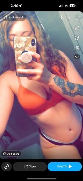 cece, 25  female escort, Columbus
