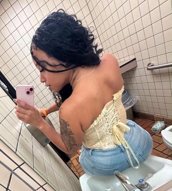 Jade, 23  female escort, Columbus