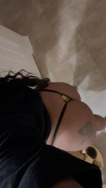 Neeka, 24  female escort, Columbus
